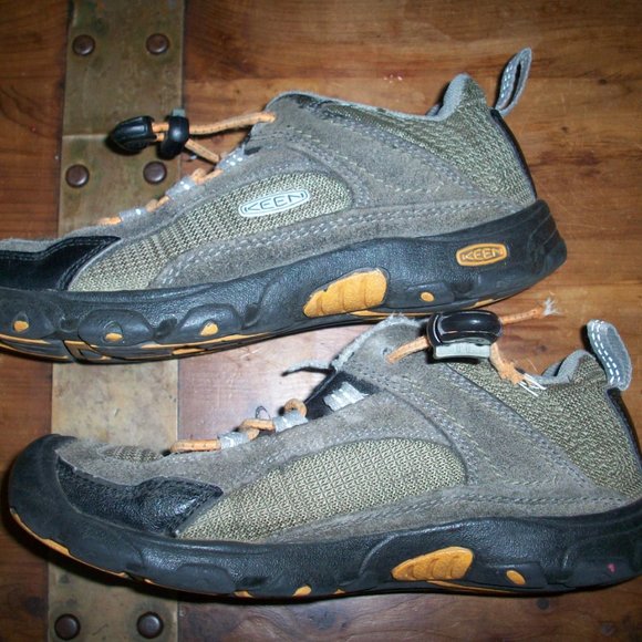 Keen Joey Size 2 - Picture 4 of 9
